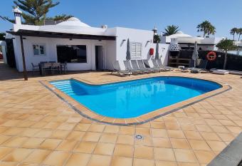 4 bedroom Villa Mimi with private heated pool has Balcony rooms