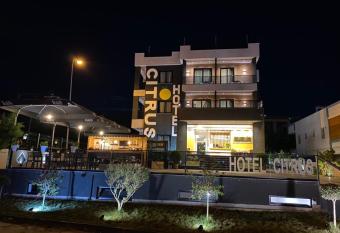 Hotel Citrus has Balcony rooms