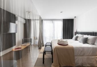 Stay Suites allows 18 year olds to book a room