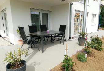 Ferienwohnung MEHLBAUM allows 18 year olds to book a room