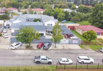 The Daughters Guest House allows 18 year olds to book a room