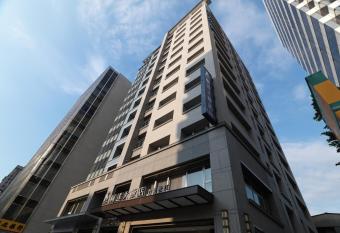 K Hotel Taipei Songjiang has Balcony rooms
