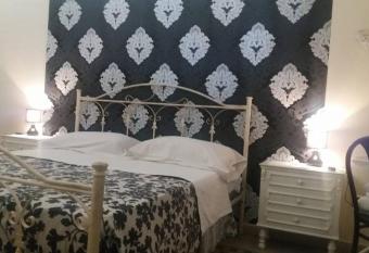 Al Duomo has Balcony rooms