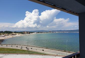 PARADISO 311 Private Studio Nesebar has Balcony rooms