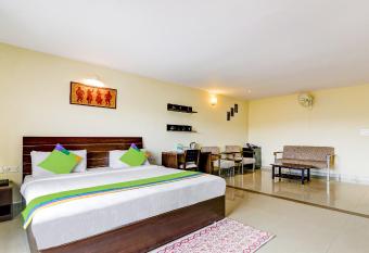 Treebo Trend Fort Mercara Bramis Valley allows 18 year olds to book a room