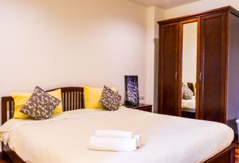 Kanavera Sriracha Hotel & Serviced Apartment has Balcony rooms