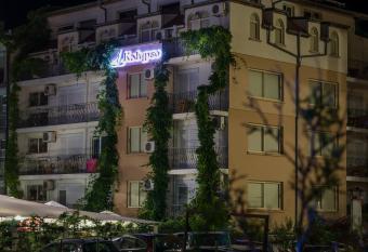 Kalypso Hotel has Balcony rooms