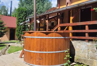 Cabana Sebes Bera has Balcony rooms