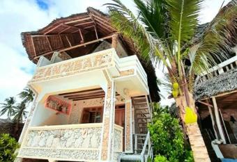 Sweet Beach Apartments has Balcony rooms