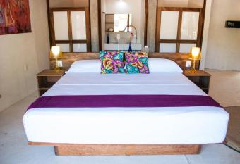 Hotel Pochote Mazunte has Balcony rooms