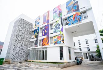 KoolKost near University of Indonesia 2 allows 18 year olds to book a room