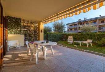 Gardappartamenti Tito Speri Pool and Garden has Balcony rooms