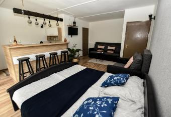 Marika Vend  gh  za has Balcony rooms