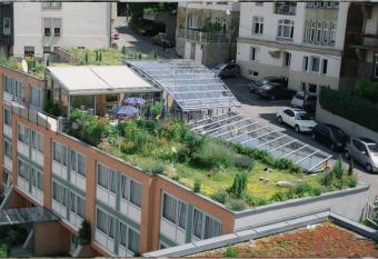 Abalon Hotel ideal allows 18 year olds to book a room