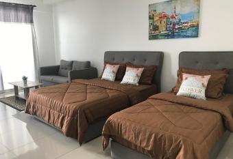 I City Studio @Asia Cozy Home allows 18 year olds to book a room