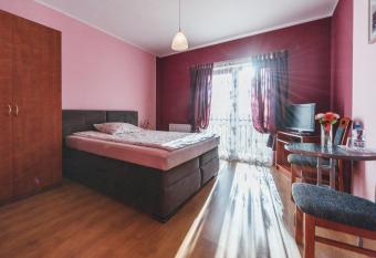 Willa Promyk has Balcony rooms