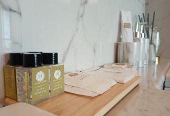 Heaven Hotel Chachoengsao has Balcony rooms