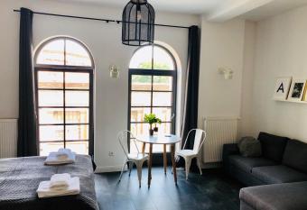 One Night Lofty Fabryczna allows 18 year olds to book a room