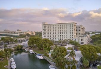 THesis Hotel Miami Coral Gables, Curio Collection by Hilton allows 18 year olds to book a room