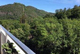 Spa-Relax has Balcony rooms