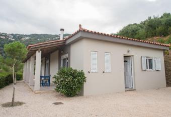 Spacious Seaview House with Garden at Palaiokastro has Balcony rooms