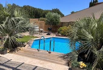 Lou Colibri has Balcony rooms