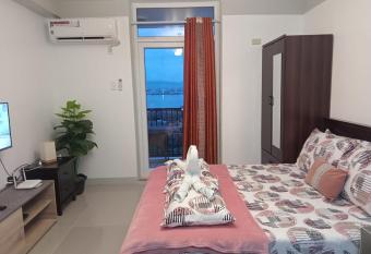 Saekyung Condominium has Balcony rooms