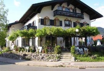 Hotel Bavaria has Balcony rooms