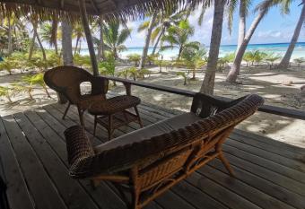 AOTERA GUEST HOUSE has Balcony rooms