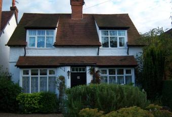 Moss Cottage allows 18 year olds to book a room