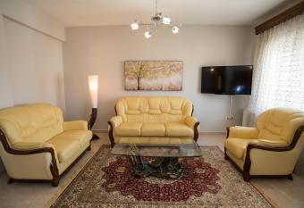 Friendly Flat 4 has Balcony rooms