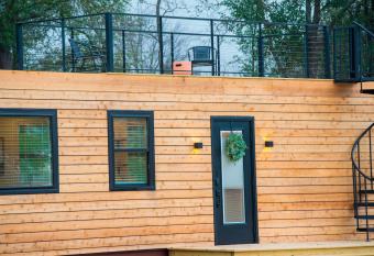 Mainsail 4 has Balcony rooms