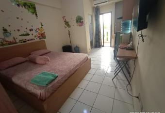 Adhigana Property Kemang View has Balcony rooms