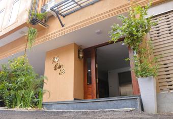 The Den 23 has Balcony rooms