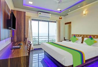 Treebo Trend Dreamworld allows 18 year olds to book a room