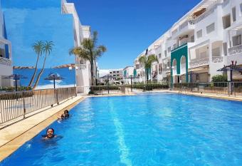 2 bedrooms house at El Mansouria 500 m away from the beach with shared pool furnished balcony and wifi has Balcony rooms