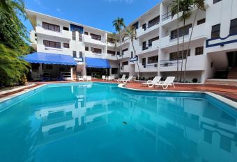 Calypso Beach Hotel by The Urbn House Santo Domingo Airport has Balcony rooms