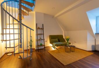 Apartment Heiligenhaus allows 18 year olds to book a room