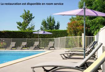 ibis Beziers Est Mediterranee A9/A75 allows 18 year olds to book a room