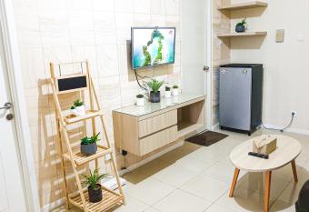 Parahyangan Residences Executive 2BR on 15th Floor by AYA STAYS has Balcony rooms