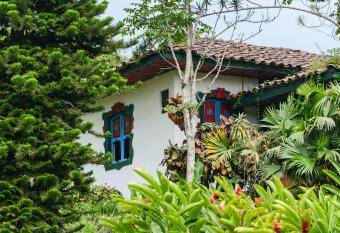 Finca La Colina allows 18 year olds to book a room