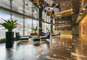 Melbourne City Apartment Hotel allows 18 year olds to book a room