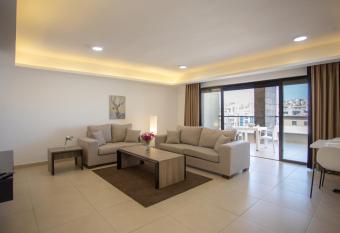 Triple A Hotel Suites allows 18 year olds to book a room