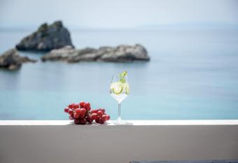 Krioneri Beach allows 18 year olds to book a room