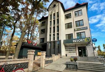 Iris Hotels Resort has Balcony rooms