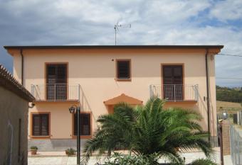 Donnastella has Balcony rooms