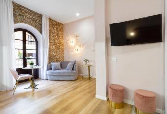 Apartamentos Casapalma Centro Hist  rico has Balcony rooms