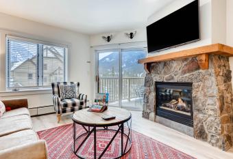 Modern 1BR in Keystone- Walk to Slopes & Kids Ski Free! condo has Balcony rooms