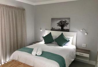 Hermanus Guest Rooms has Balcony rooms