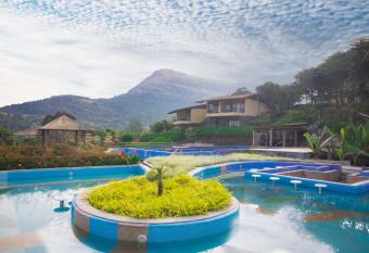 Encore A Boutique Resort has Smoking rooms